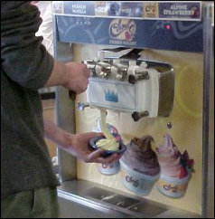 ...and ice cream. An advantage to the new dessert station is that now you serve your own ice cream. They have two of these machines, and they try to mix up the flavors, currently having this machine dispense vanilla and strawberry, as well as being able to swirl the flavors together.