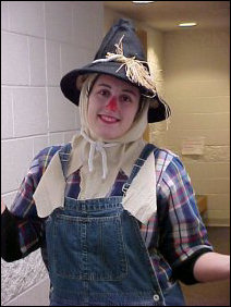 Jen went as part of a trio, she as the scarecrow from the Wizard of Oz.