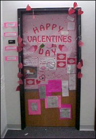 Another pair of women decorated this door on the freshman side. This was probably one of the most extravagant doors I'd seen, with colors and notes everywhere. In fact, you can get free condoms here, as well as pick-up lines!